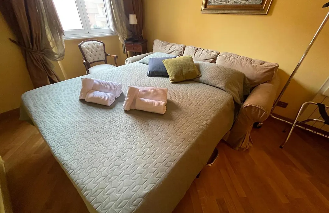 Tina'S House-1