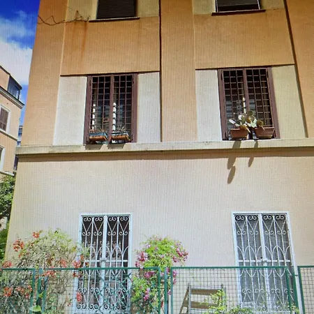 Tina'S House-2